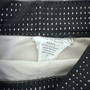 Like new acacia Paia skirt; black mesh and white lining